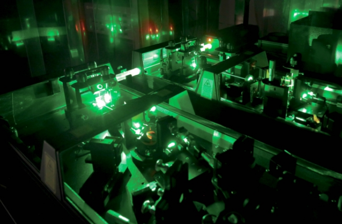 Sistemi laser per la metrologia e la comunicazione quantistica.