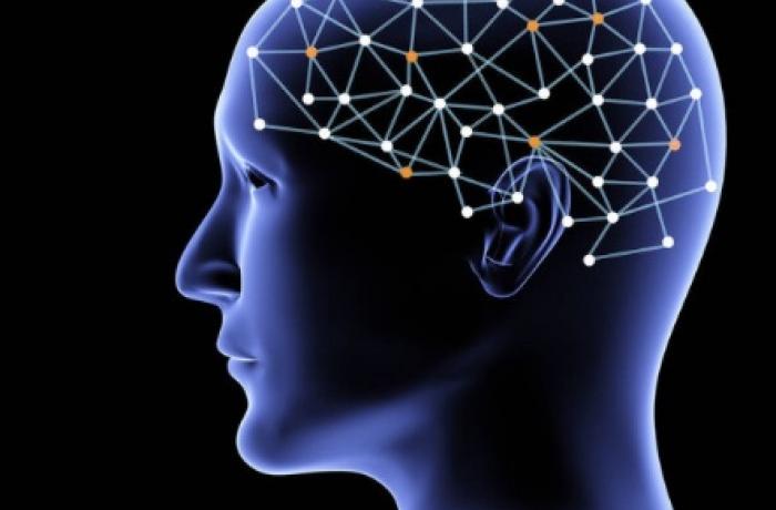 immagine evocativa di casco per neuromodulazione ad Ultrasuoni Wireless