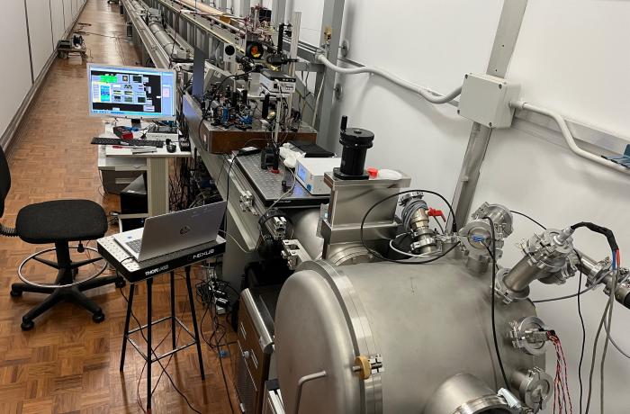 30 m long vacuum chamber for calibration and testing of optical payloads